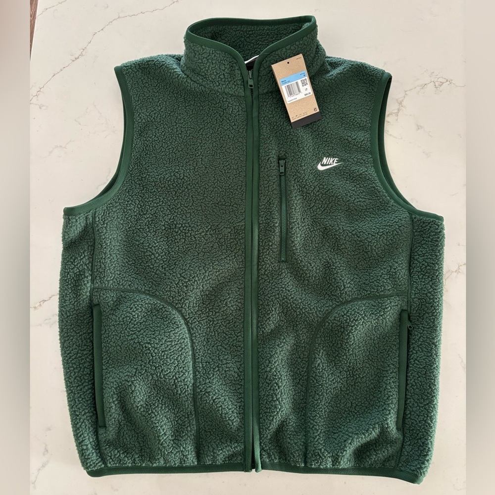 Nike Sportswear Club Winterized Fleece Vest Mens Size Medium